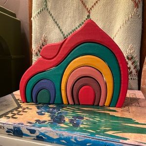 Glueckskaefer Nesting Dwarf House